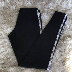 Love pink yoga pants size xs